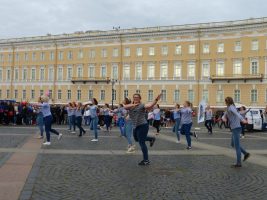 Флешмобы и фотозоны